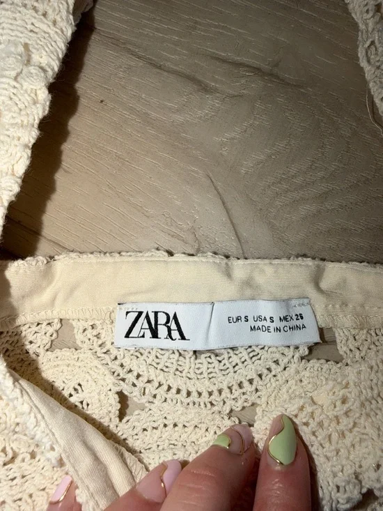 Zara Cream Crochet Square-Neck Puff Sleeve Crop Top - Picture 3 of 8